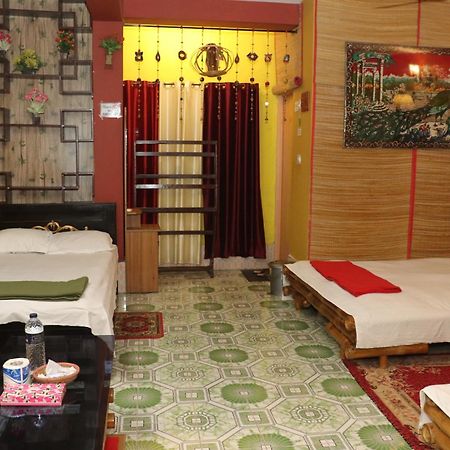 Green Leaf Guest House سريمانغال المظهر الخارجي الصورة